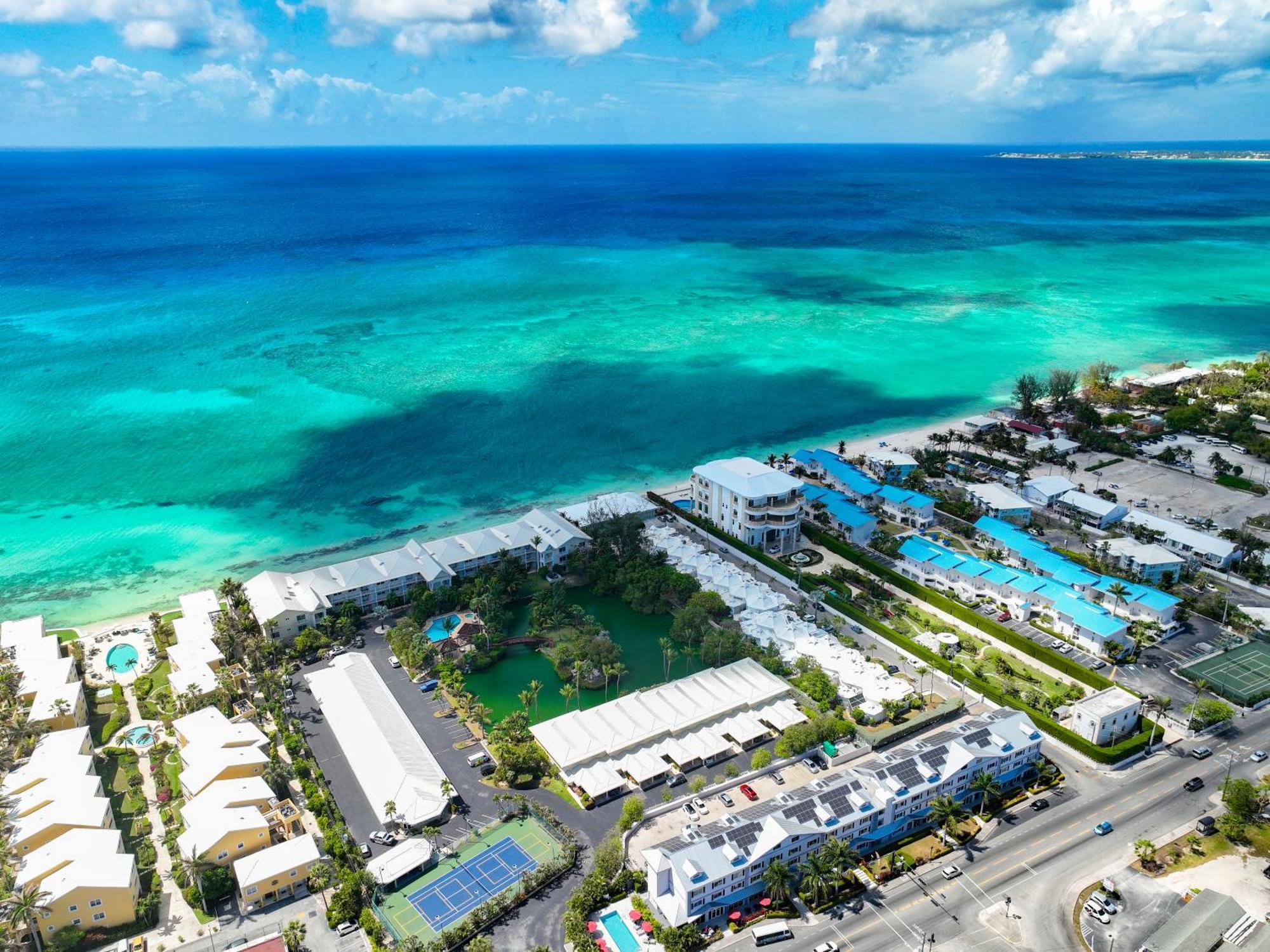 The Locale Hotel Grand Cayman George Town Buitenkant foto