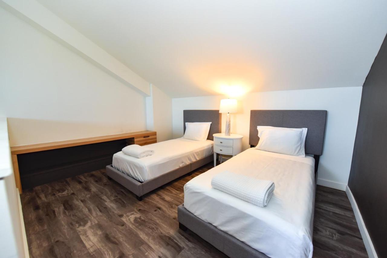 The Locale Hotel Grand Cayman George Town Buitenkant foto